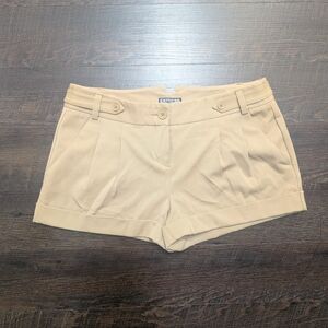 Express Khaki Shorts Size 6 (fits like a medium)